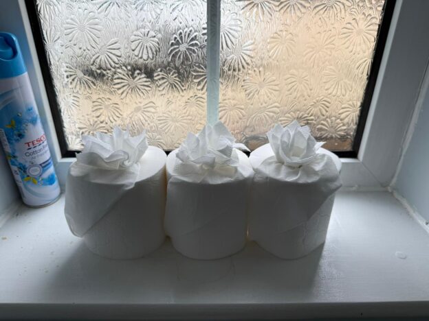 Loo roll that really loves you